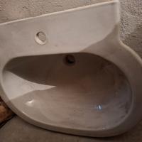 Lavandino in ceramica Ideal Standard nuovo