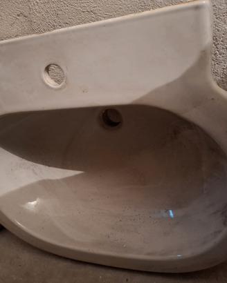 Lavandino in ceramica Ideal Standard nuovo