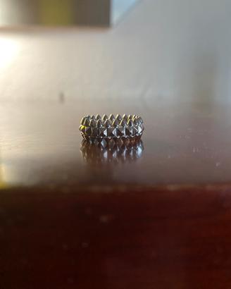 Anello argentato