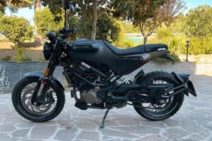 Husqvarna Svartpilen 125 in perfette condizio