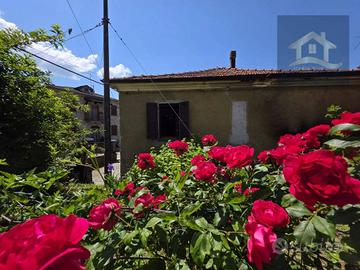 Appartamento di 120 m² con 4 locali a Albareto