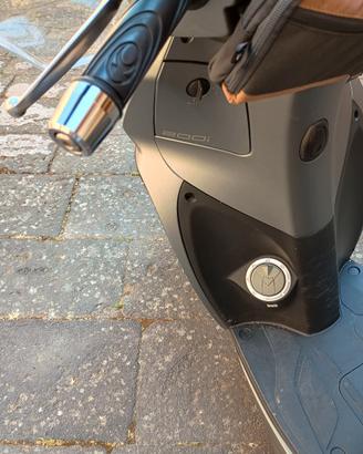 Scooter Kymco People 200s