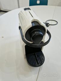 macchina caffè nespresso(per ricambi)