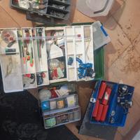 Lotto attrezzatura pesca – stock completo per iniz