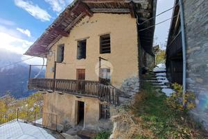 CASA INDIPENDENTE A LA SALLE