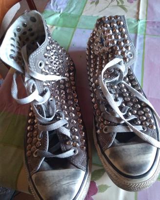 Scarpe Converse borchie