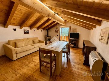 2 LOCALI A PONTE DI LEGNO