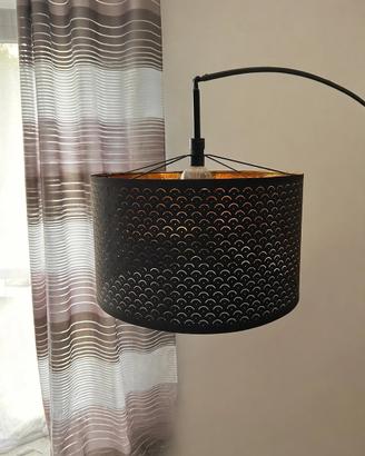 Lampada a arco nera da terra