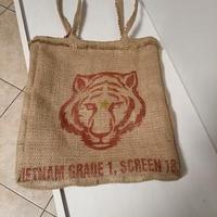 UN RE GALO PER LA TUA MIGLIORE AMICA O PER TE