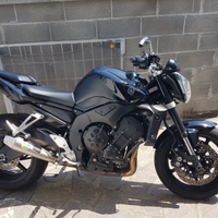 Yamaha fz1 totalblak