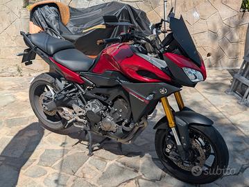 Yamaha tracer 900