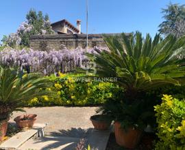 Villa bifamiliare - Roma