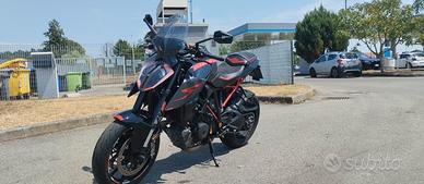 KTM 1290 superduke  R