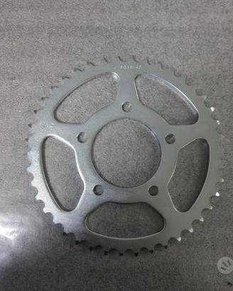 Corona 42 denti per Benelli TRK 502