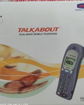 cellulare motorola   vintage  con batterie stilo