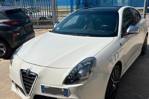 Alfa Romeo Giulietta Quadrifoglio verde