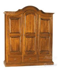 Armadio tre ante e tre cassetti