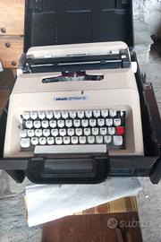 macchina da scrivere  Olivetti lettera 35