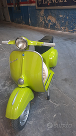 Vespa 1969 faro tondo perfetto stato mai usata