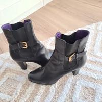 Stivaletti Sergio Rossi in Pelle Nera con Fibbia D