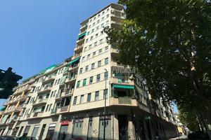 3 LOCALI! LUMINOSO! PIANO ALTO!