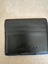 Portafoglio compatto  e banconote VIP Flap