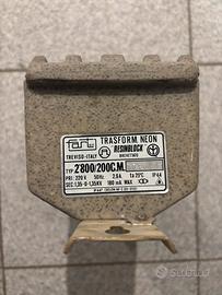 Trasformatore per neon resinblock 2800V 200mA