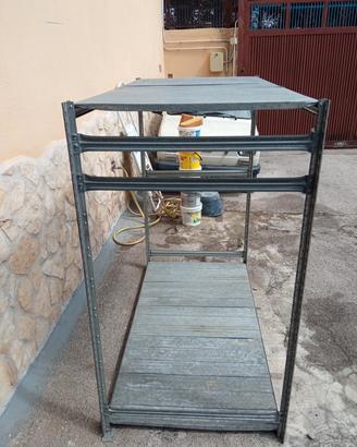scaffale in ferro zincato