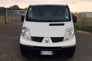 Renault trafic 2.0 cambio automatico