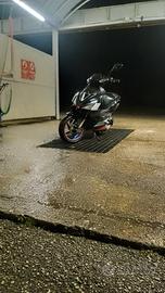 Aprilia sr