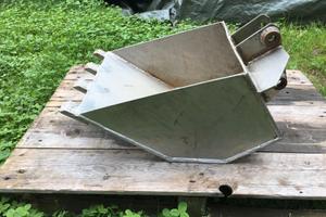 Benna in acciaio per miniescavatore