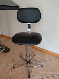 Sgabello per bar/scrivania alta