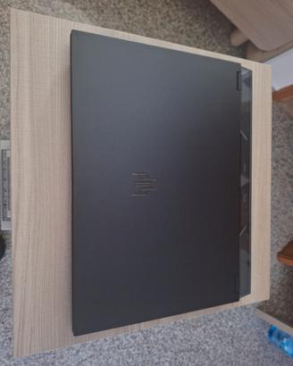 Acer predator Elios neo 18 AI