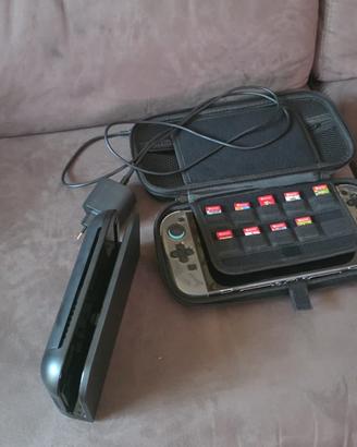 Nintendo Switch 2 con 8 giochi e custodia