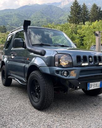Suzuki Jimny 1.3i 16V cat 4WD JLX Più
