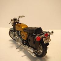 HONDA 750 FOUR  POLISTIL - MS 600 scala 1:15