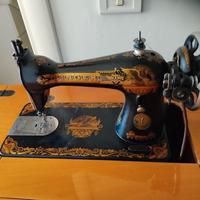 macchina per cucire SINGER  