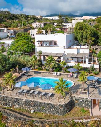Villa Alba 8 appartamenti Pantelleria