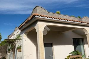 CASA DI CORTE A CAROVIGNO