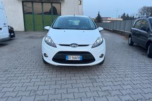 Ford Fiesta 1.2 16V 5p. Ghia