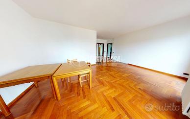 ROVELLASCA: CASA BIFAMILIARE CON GIARDINO E BOX