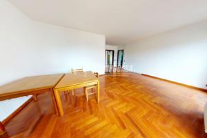 ROVELLASCA: CASA BIFAMILIARE CON GIARDINO E BOX