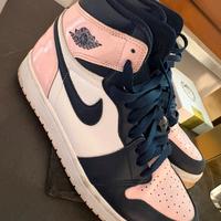 Nike air Jordan  1 mid colore rosa,bianco e nero