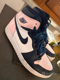Nike air Jordan  1 mid colore rosa,bianco e nero