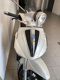 Beverly tourer 300