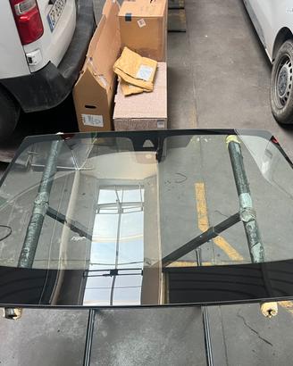 Parabrezza BMW X1  (2014-2022)