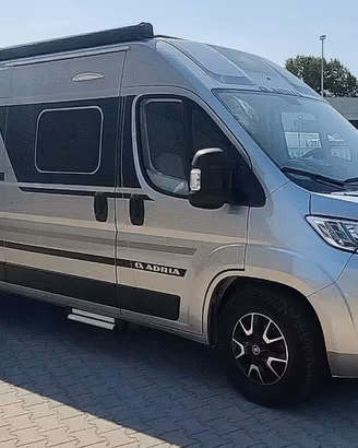 Adria Twin Plus 600 SPB Van