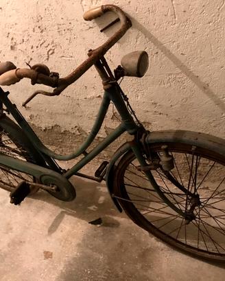 Bici vintage con freni a bacchetta