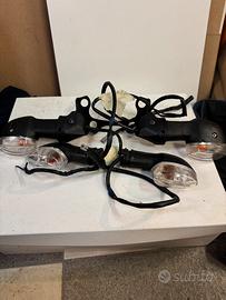 Frecce originali yamaha mt09