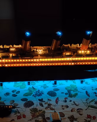 Lego Titanic 10294 1,35m + Luci + Vapore + Musica